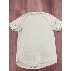 Lululemon License to Train Short Sleeve Shirt – Sage Green – Men’s Large